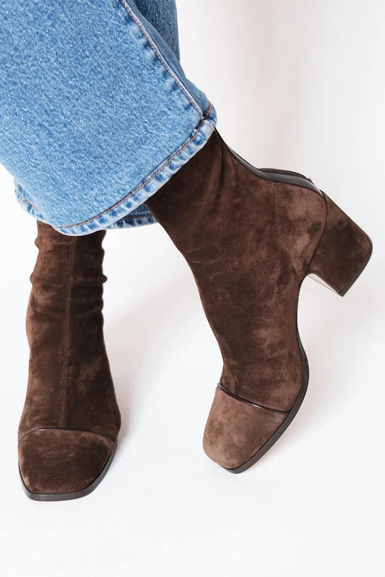 GEMMA | ELEGANT SQUARE-TOE HEELED BOOTS