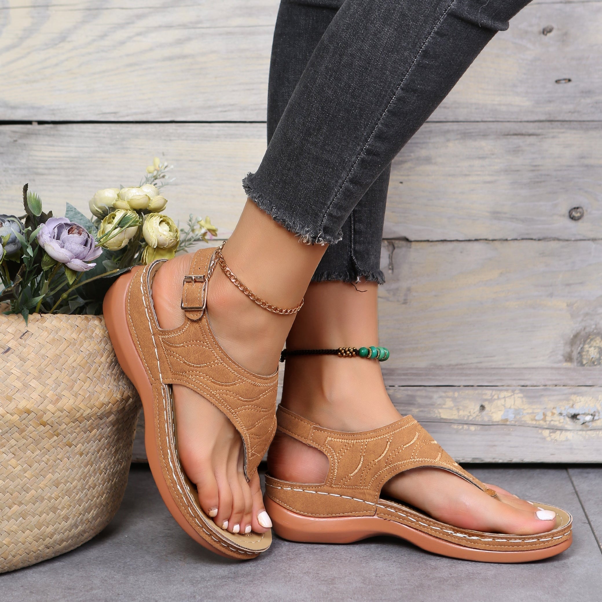 Nira Lightweight Comfortable Sandals