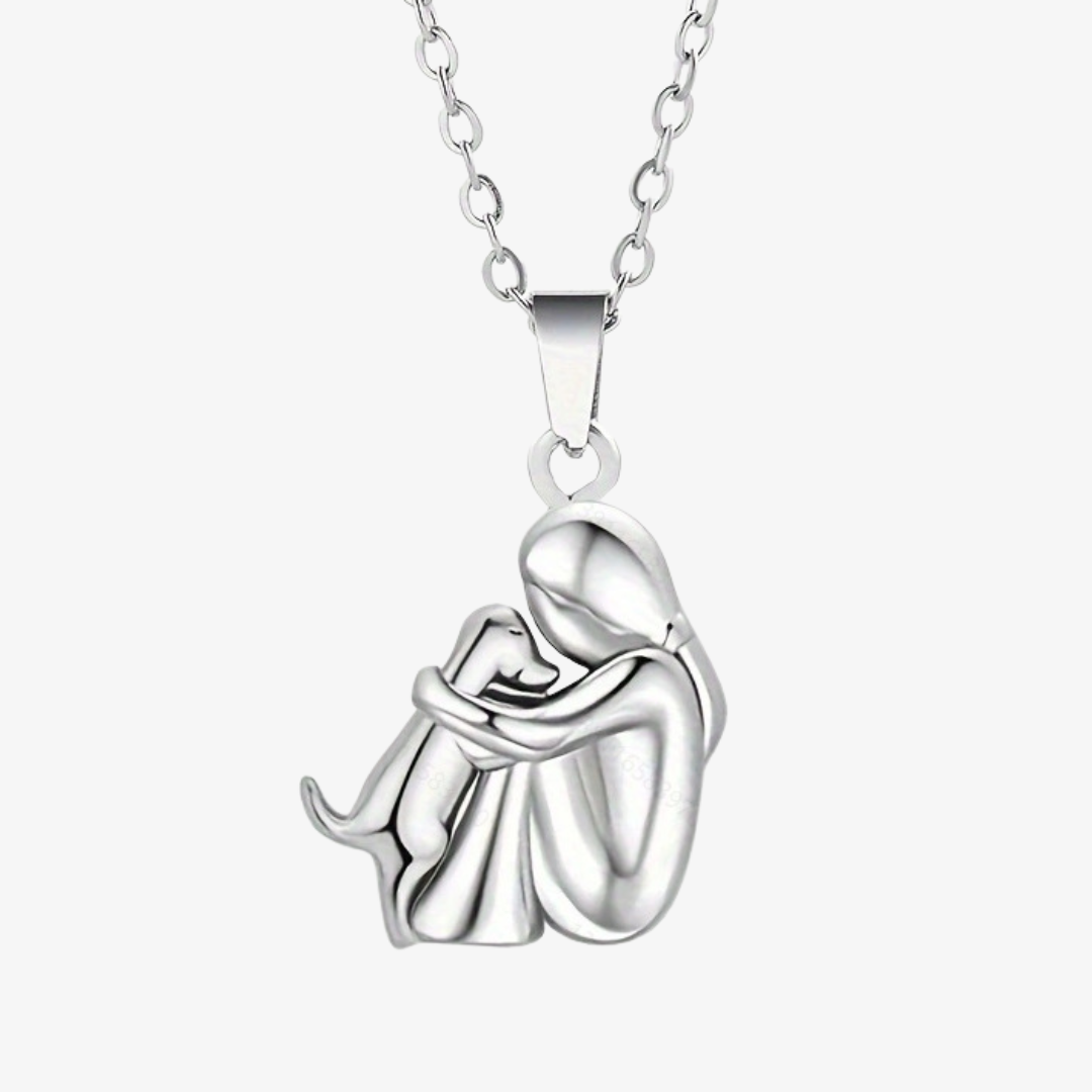 AMORE | ELEGANT SILVER-TONE NECKLACE