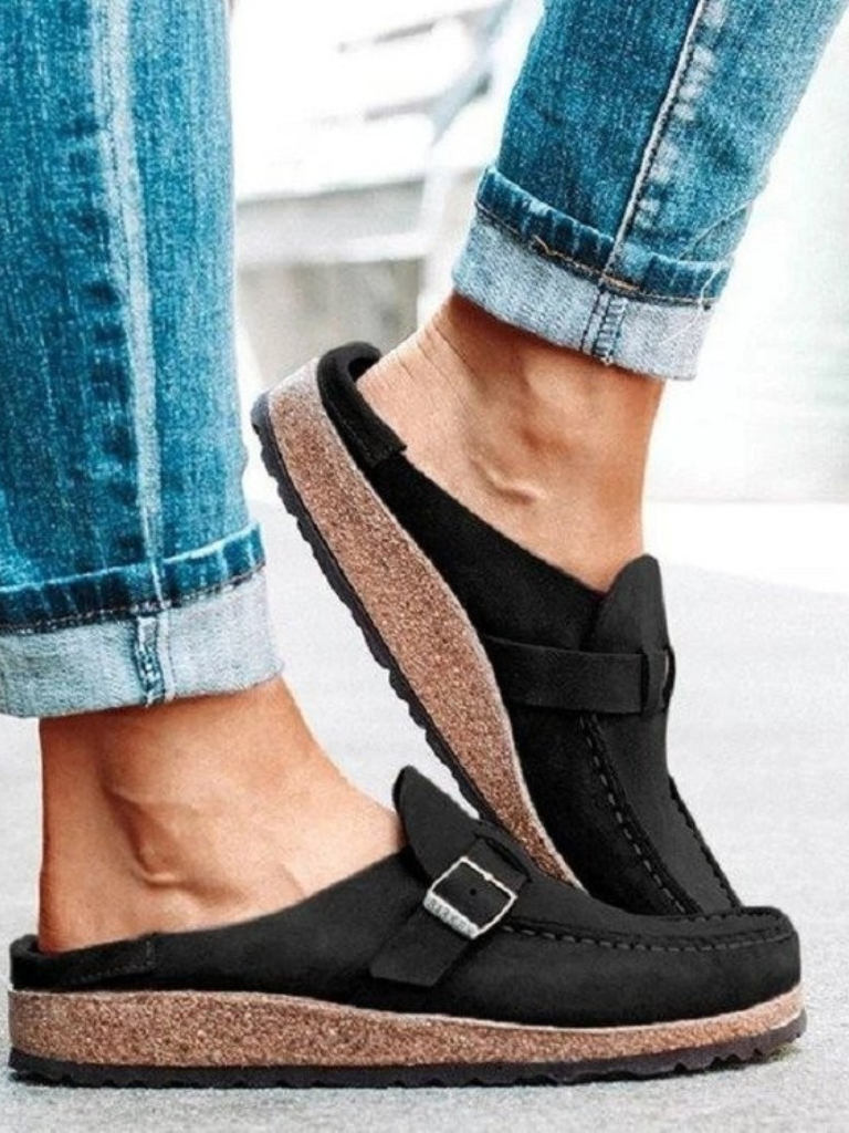 Valencia | Suede Buckle Comfort Clogs