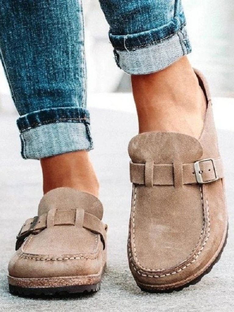 Valencia | Suede Buckle Comfort Clogs