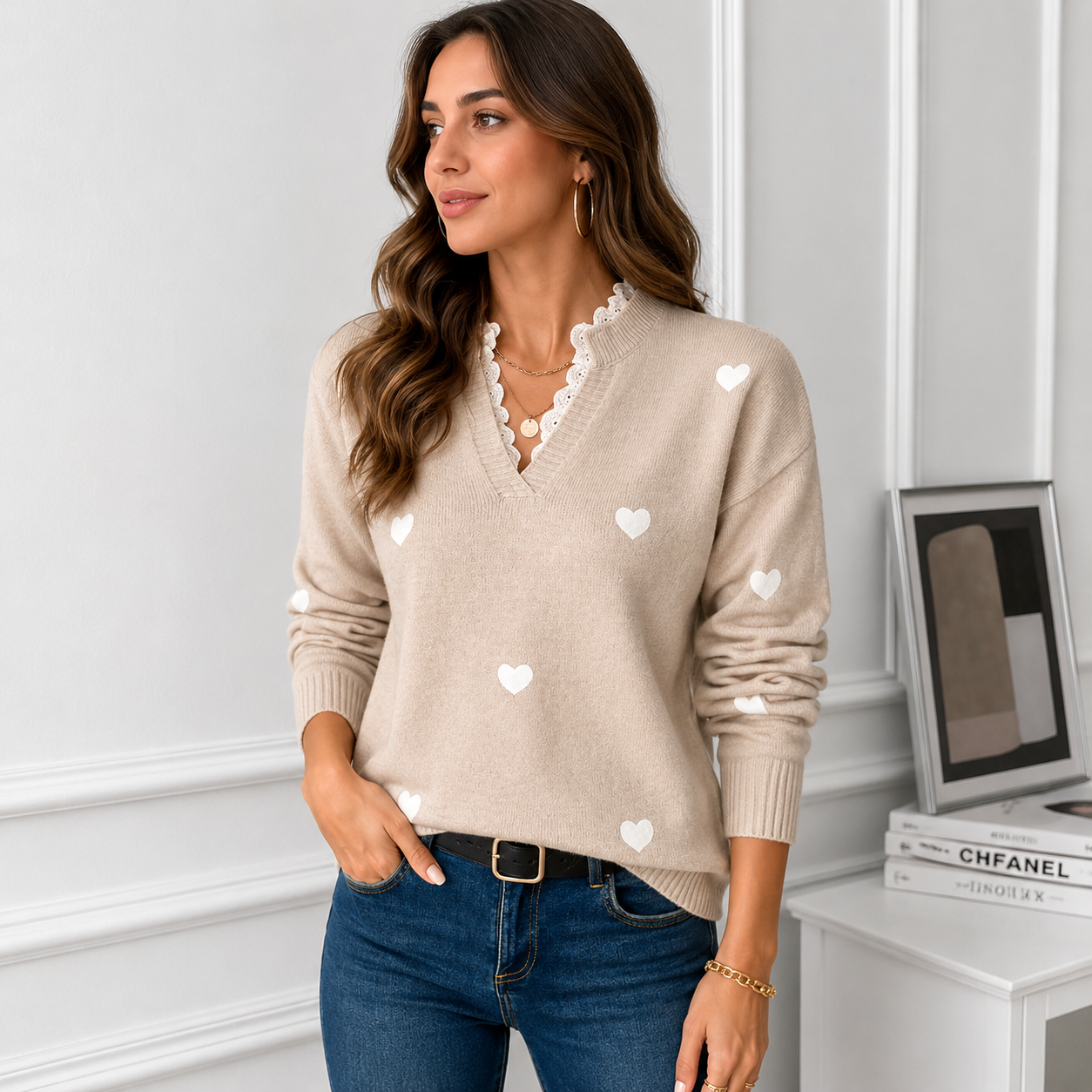 Women's Heart Print V-Neck Sweater with Scalloped Lace Trim