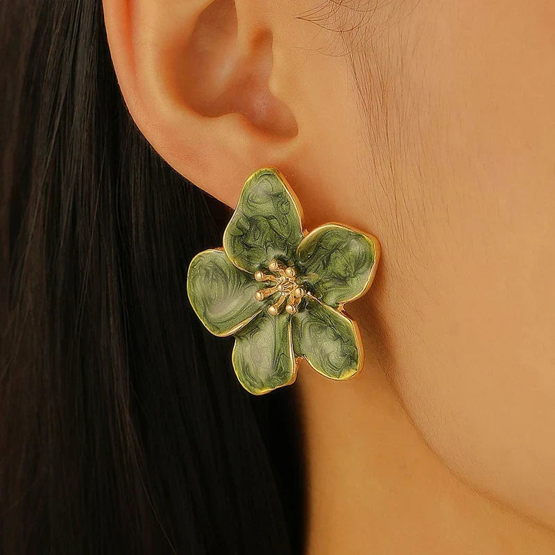 Vintage Emerald Flower Earrings
