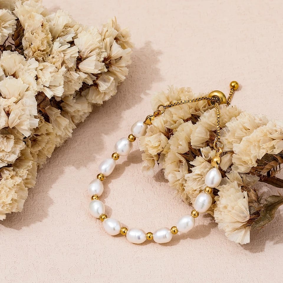 Elegant Pearl and Bracelet