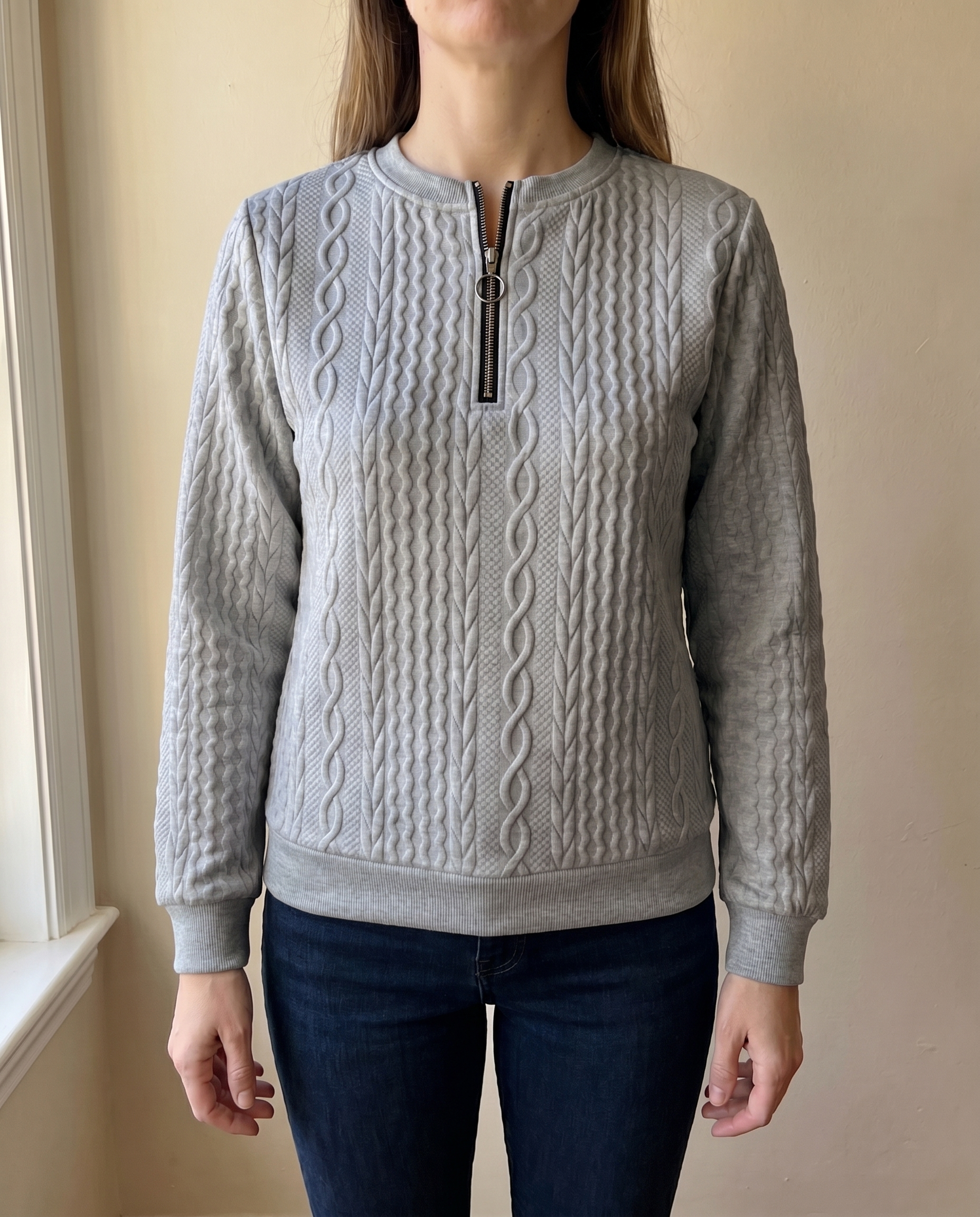 Textured Zipper Sweatshirt – Stylish & Comfy